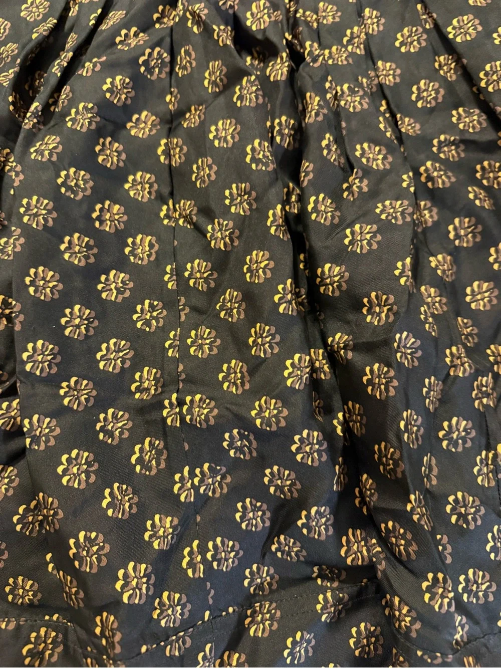 DKNY Skirt Silk Women's Size 2 Career Floral Pleated Above Knee Mini Oversized